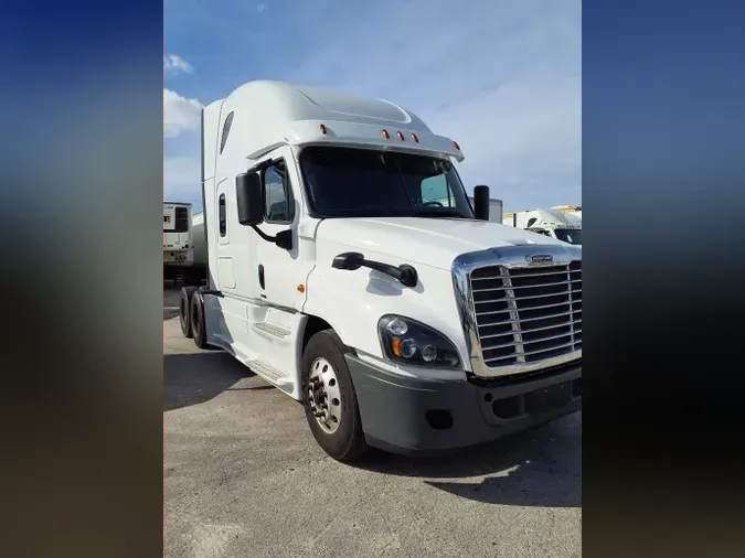 2018 FREIGHTLINER/MERCEDES CASCADIA 125