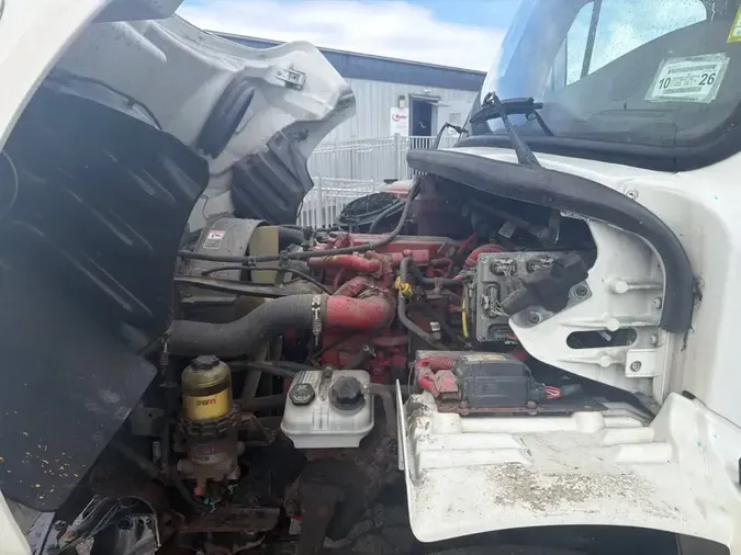 2017 FREIGHTLINER/MERCEDES M2 106