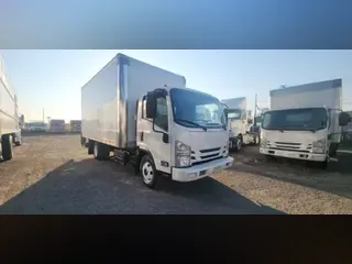 2018 ISUZU NPR HD