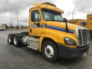 2016 FREIGHTLINER X12564ST