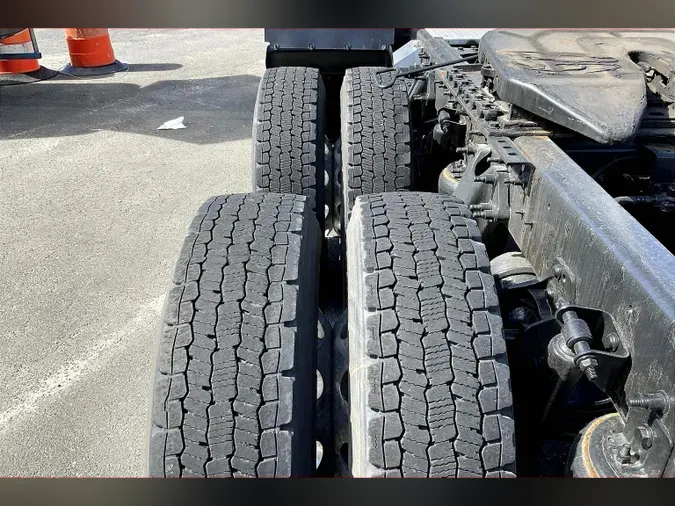 2020 INT LT625 6x49861ea05c63669f07b731d1ed80e360b