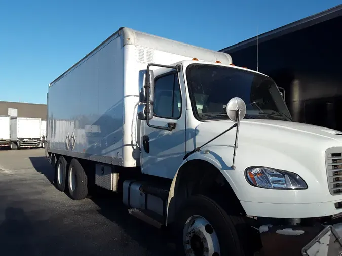 2018 FREIGHTLINER/MERCEDES M2 106