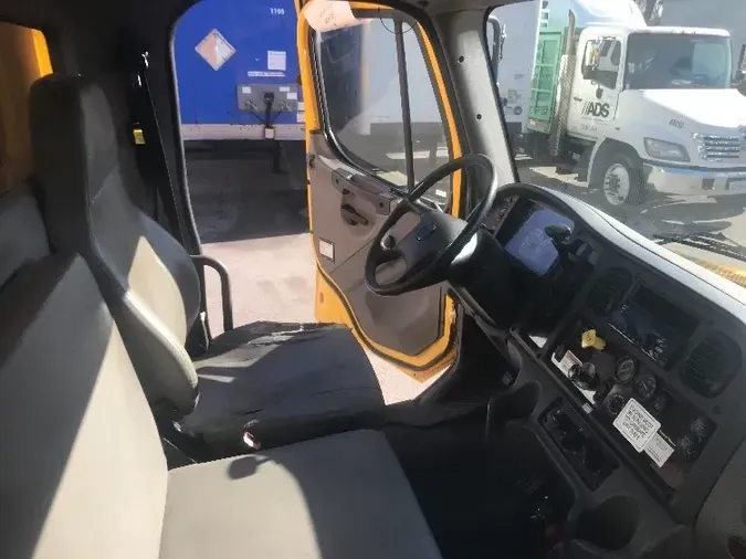 2019 Freightliner M2