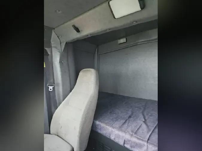 2011 WESTERN STAR 4900