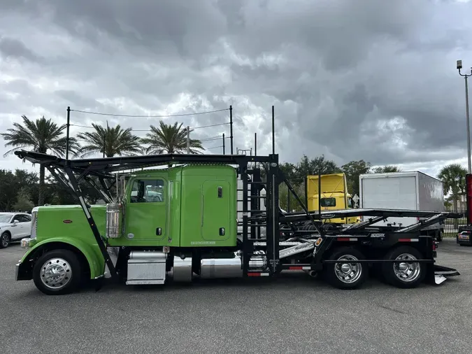 2022 Peterbilt 389