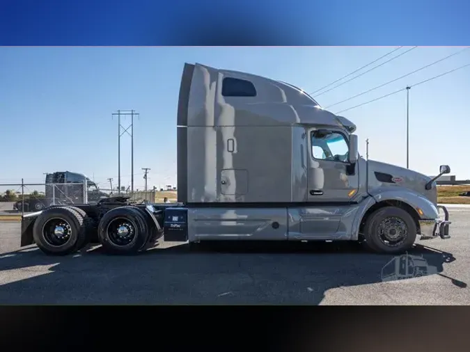 2021 PETERBILT 579