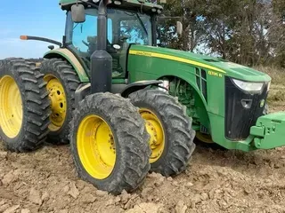 2013 John Deere 8335R