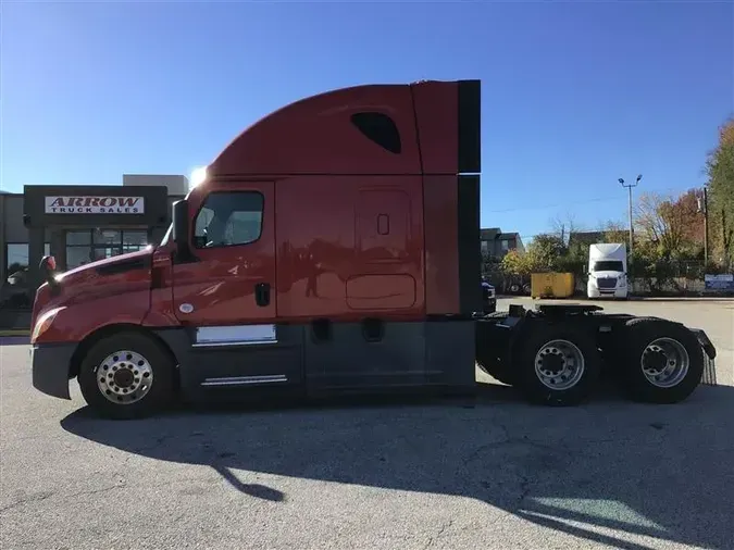 2021 FREIGHTLINER CASCADIA