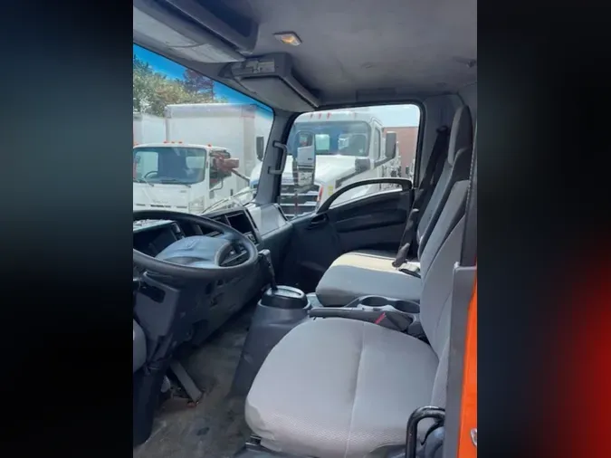 2019 ISUZU NQR
