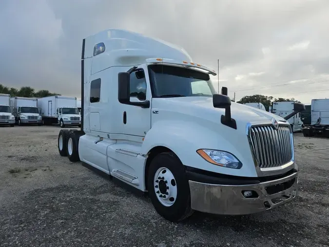 2020 NAVISTAR INTERNATIONAL LT625 SLPR CAB