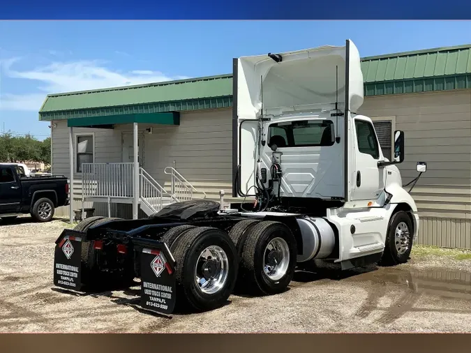 2021 INT RH613 6x4