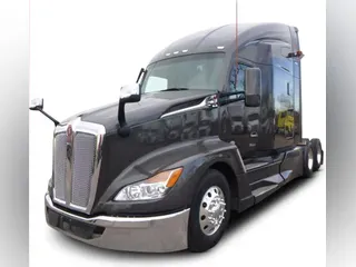 2023 Kenworth T680