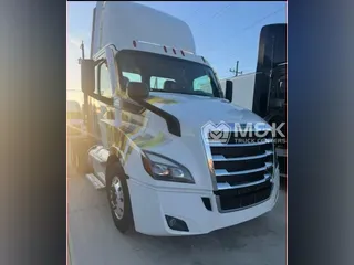 2021 FREIGHTLINER CA116