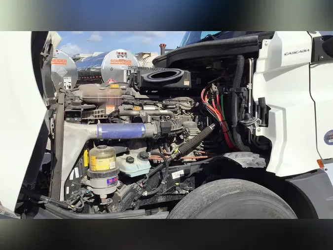 2021 Freightliner Cascadia