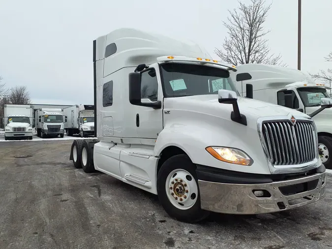 2019 NAVISTAR INTERNATIONAL LT625 SLPR CAB