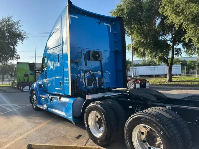 2022 Kenworth T680