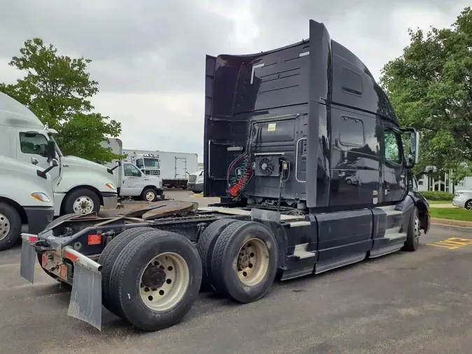 2020 VOLVO VNL64T860