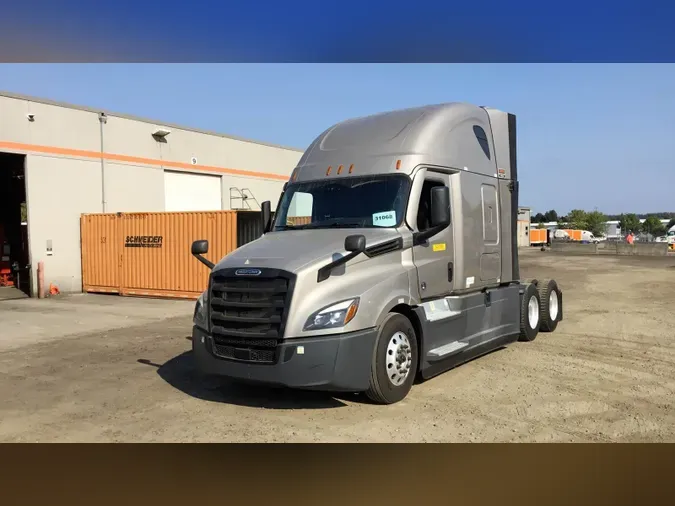 2024 Freightliner Cascadia 126