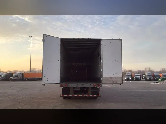 2015 Great Dane 988b355279395626f4b95a89511f976d