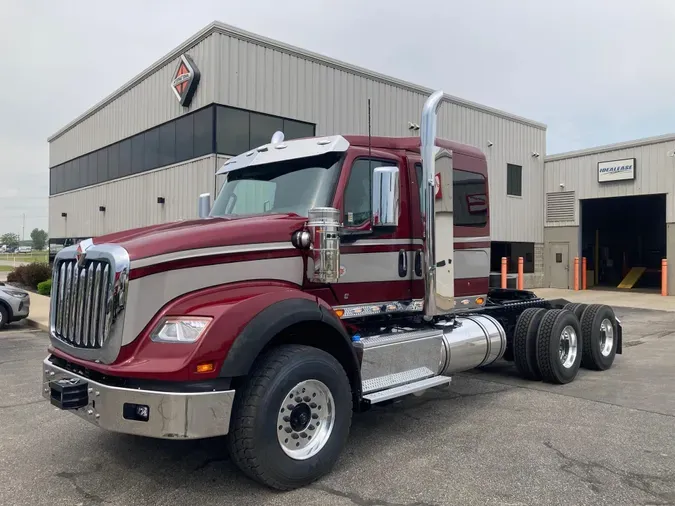 2026 International HX620 Sleeper988bacac4cfa6f32c4530c00ffa6ebf0