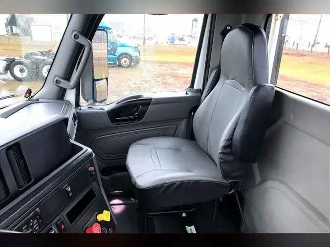 2021 INT LT625 6x4988c520c97a2351e0988716bf2c1405a