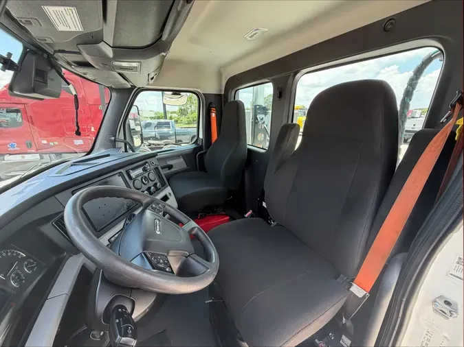 2022 Freightliner Cascadia 126
