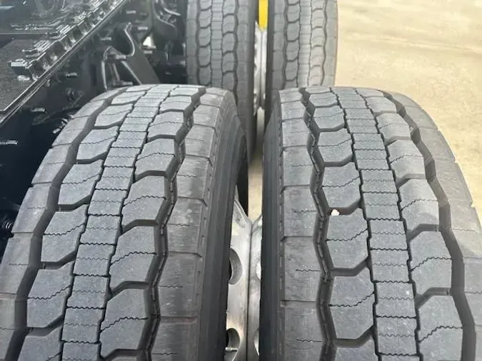 2019 International LT625