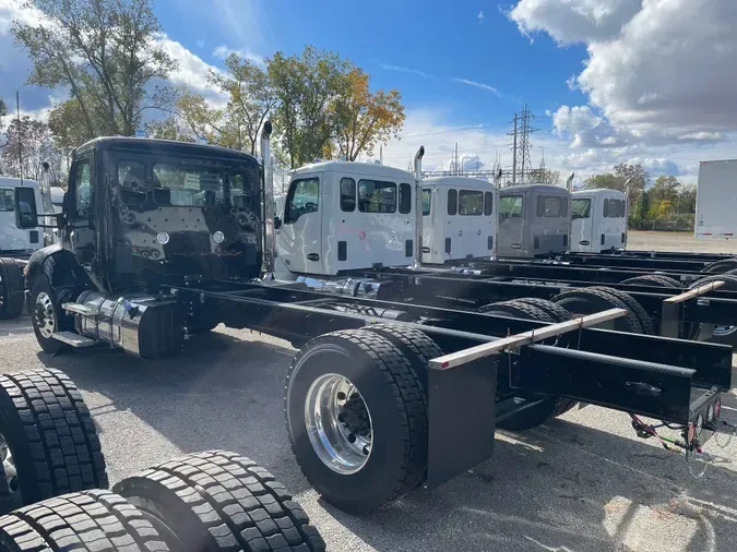 2025 Kenworth T280