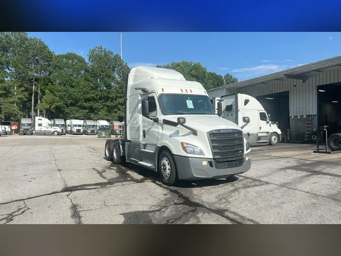 2020 Freightliner Cascadia 1269897ad645f5d3ee87ed6b6ba3180bfa1