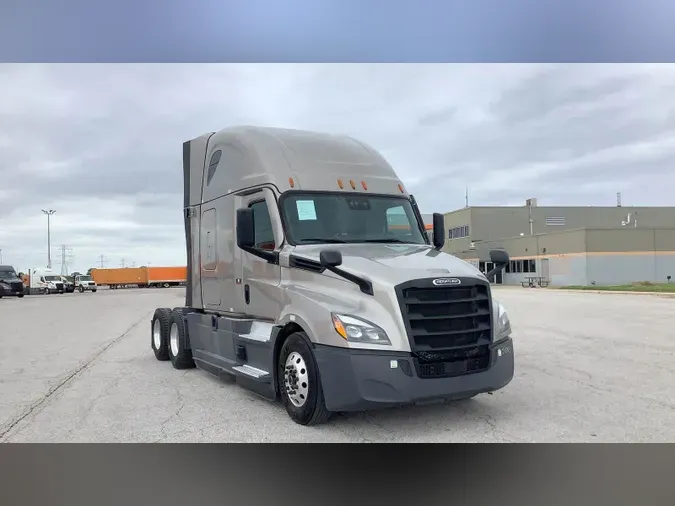 2024 Freightliner Cascadia 126989872ae23f4b050a20d4310883ce440