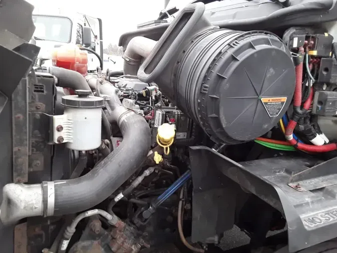 2019 NAVISTAR INTERNATIONAL RH613 DAYCAB S/A9898c6e8eb66ad296f335ae47b0c4068