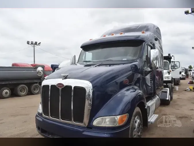 2009 PETERBILT 387