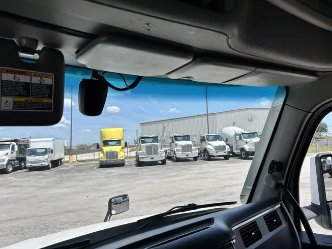 2022 Peterbilt 579