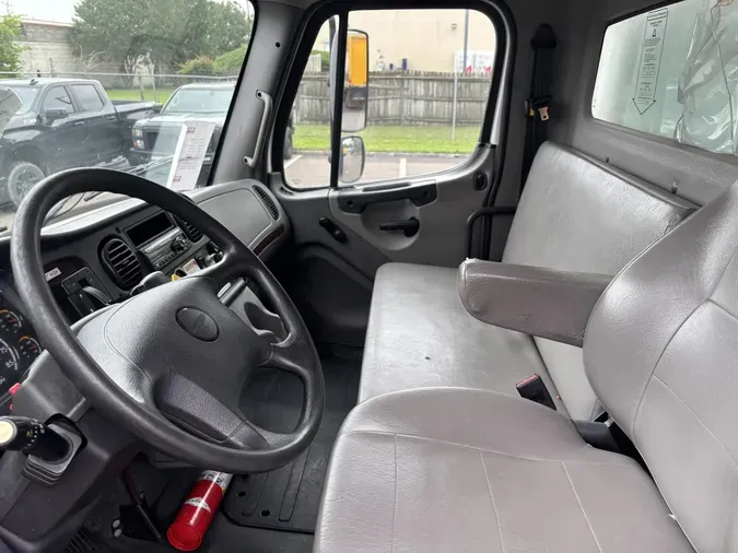 2020 Freightliner Business Class M2 106