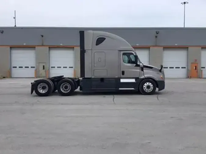 2020 Freightliner Cascadia