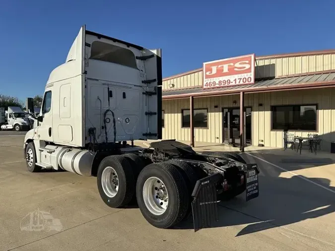 2018 FREIGHTLINER CASCADIA 125