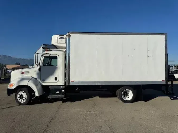 2018 Peterbilt 32598a3cdffdde99246cbb94ad7adbbf924