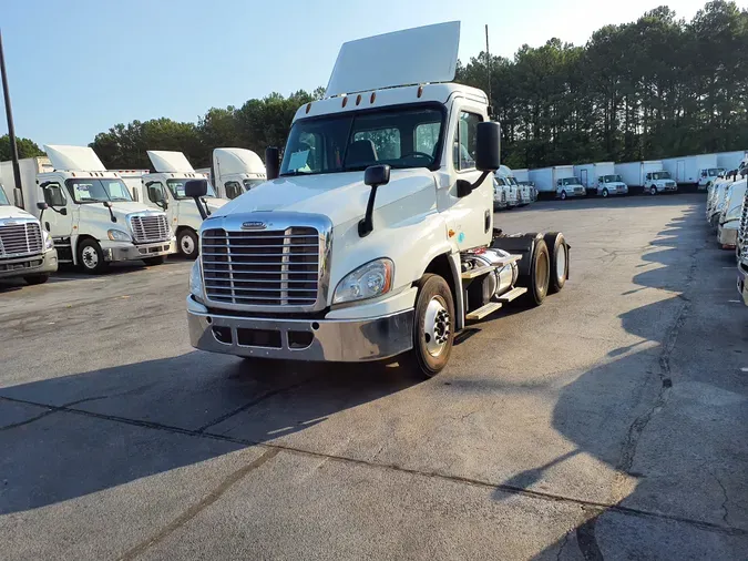 2018 FREIGHTLINER/MERCEDES CASCADIA 125