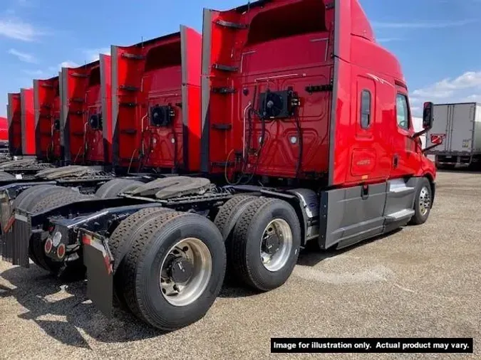 2021 FREIGHTLINER CA126