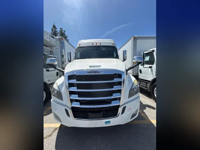 2020 FREIGHTLINER NEW CASCADIA 126