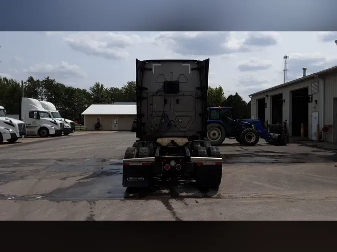 2021 Freightliner Cascadia