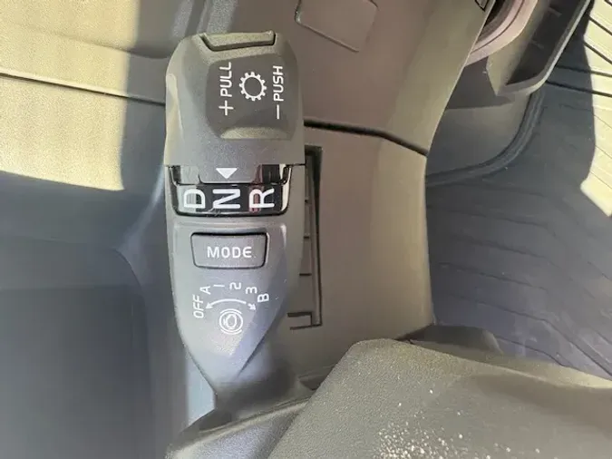 2026 VOLVO TRUCK VNL64TV04