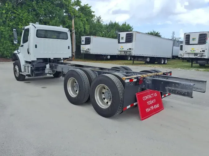 2018 FREIGHTLINER M2 106