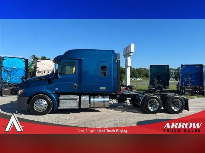 2019 FREIGHTLINER CA126