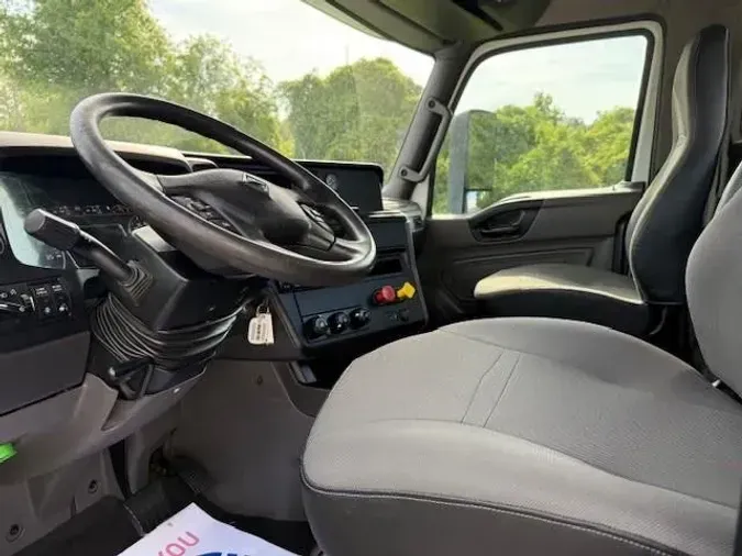 2018 International LT625