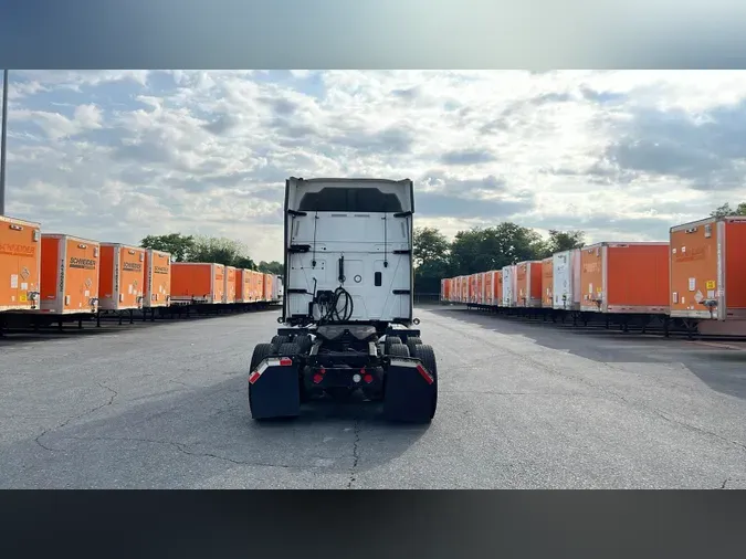 2020 International LT