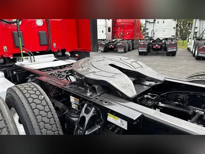 2021 PETERBILT 579