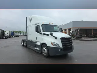 2021 Freightliner Cascadia 126
