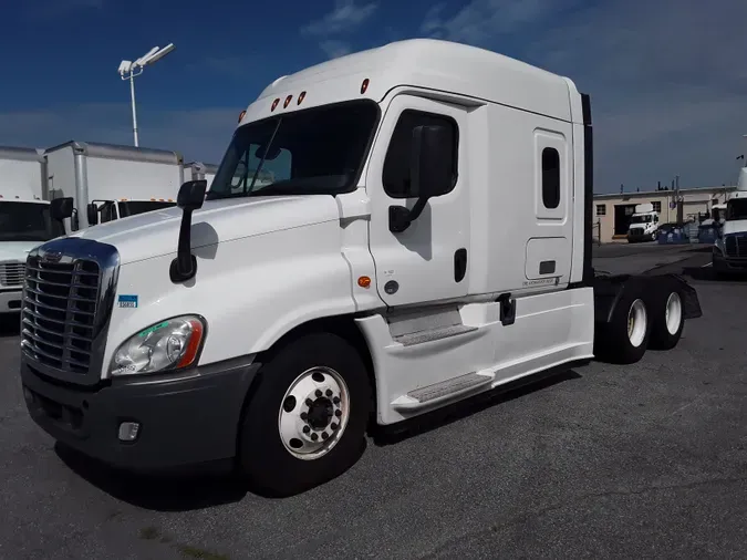 2019 FREIGHTLINER/MERCEDES CASCADIA 12598ca36e454d0ed27714adbd9b3ad9016