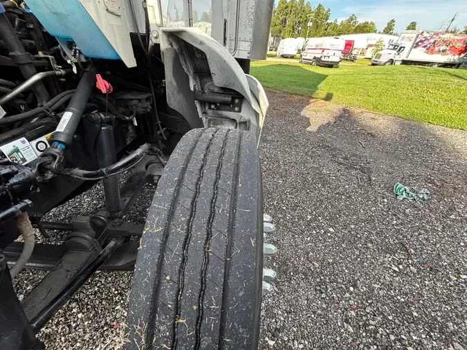 2021 Kenworth T270